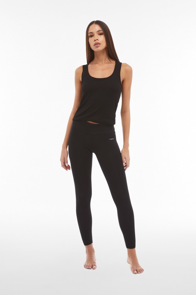 Hlače N.O.W.® s srednje visokim pasom iz trajnostne tkanine, denim črne, SS26