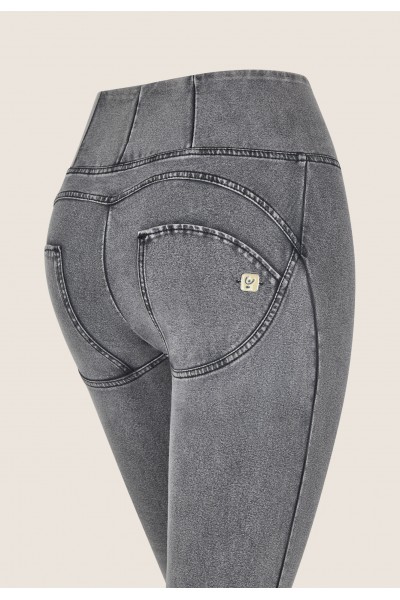 WR.UP® skinny push-up hlače z visokim pasom, denim