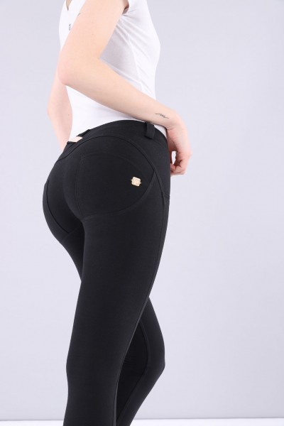 WR.UP® skinny push up hlače iz organskega bombaža z nizkim pasom