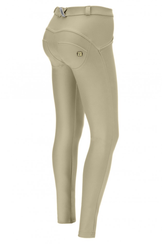 WR.UP® SKINNY HLAČE IZ EKOLOŠKEGA USNJA V NORMALNEM PASU