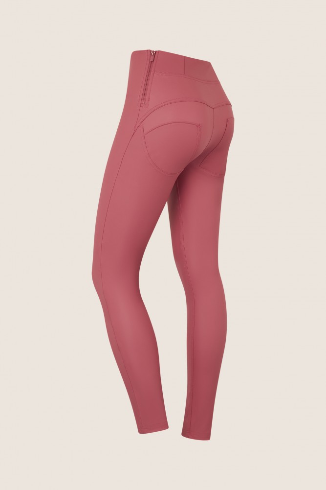 WR.UP hlače iz umetnega usnja z visokim pasom in križnimi trakovi, SS25