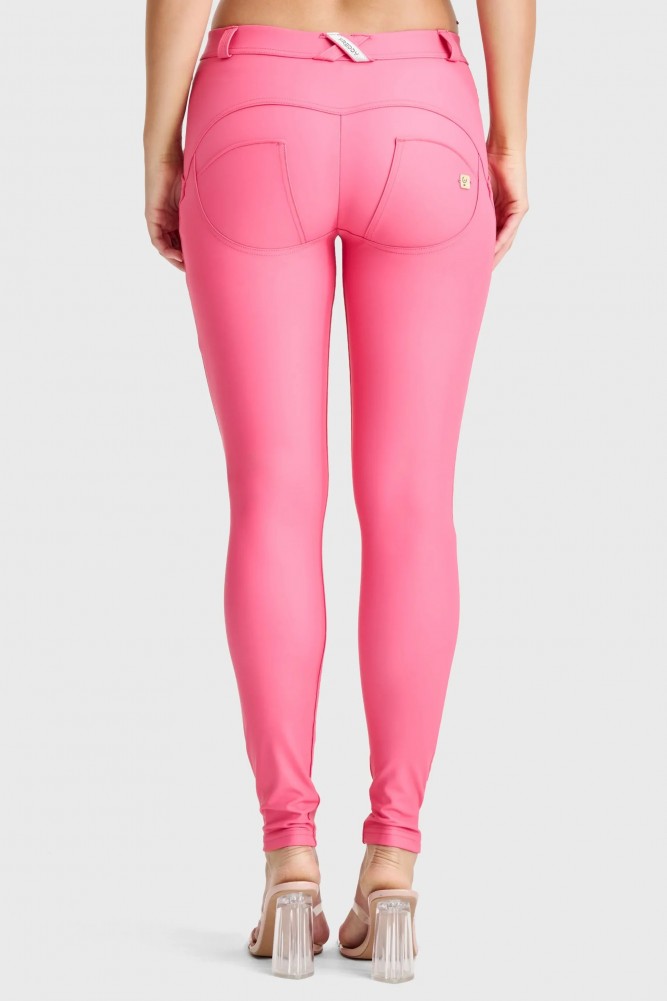 WR.UP®  HLAČE IZ EKOLOŠKEGA USNJA V NORMALNEM PASU