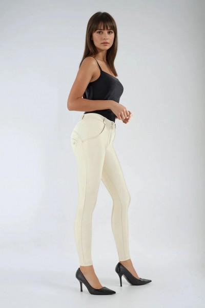 WR.UP® 7/8 SUPERSKINNY HLAČE IZ EKOLOŠKEGA USNJA, BEŽ