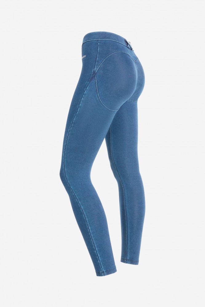 WR.UP® CORE hlače z normalnim pasom iz džersija z jeans videzom